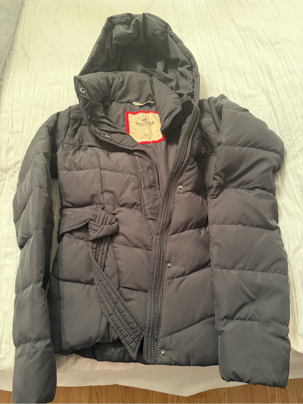 Hollister Dark Navy Quilted Belted Puffer Jacket with Hood